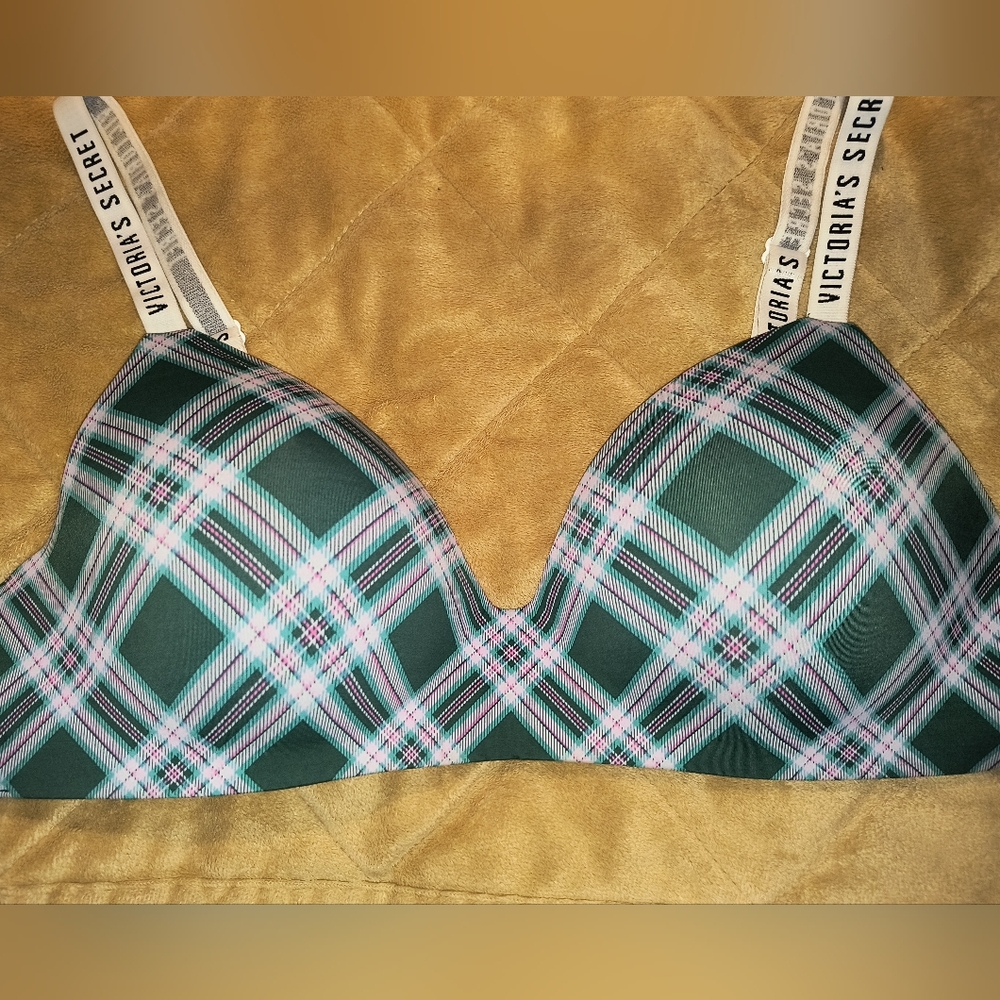 victorias secret 38C bra